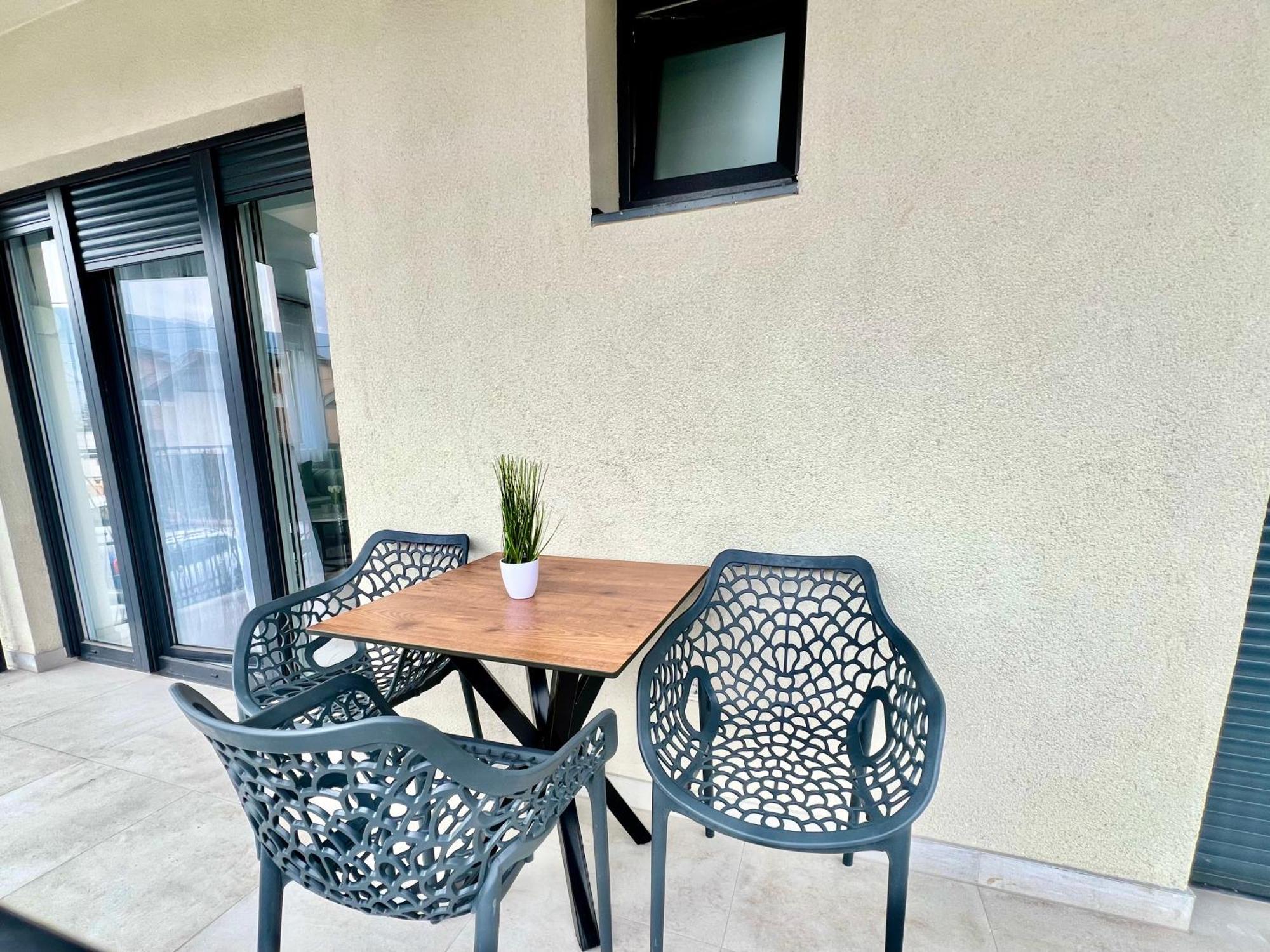 Ilidza - Pejton - Free Parking Apartment *